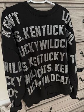 Kentucky Wildcats Women's Black Logo Sweater